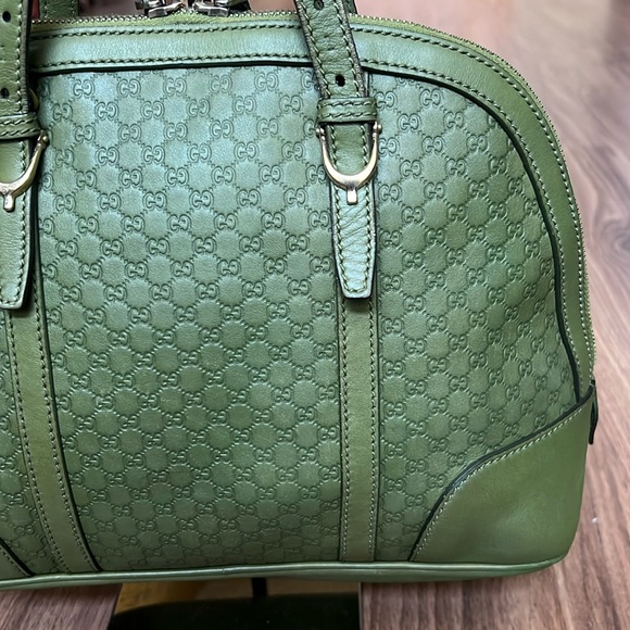 A217 - 💯 % authentic Gucci tote bag - Picture 7 of 16